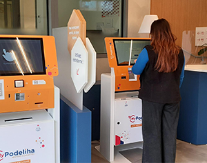 Borne interactive Podeliha démarches locataires - IPM France
