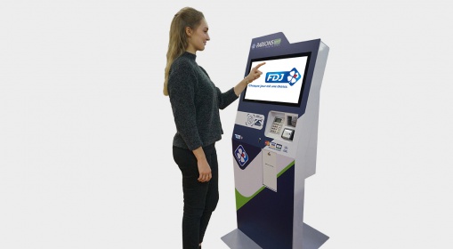 Gaming kiosk