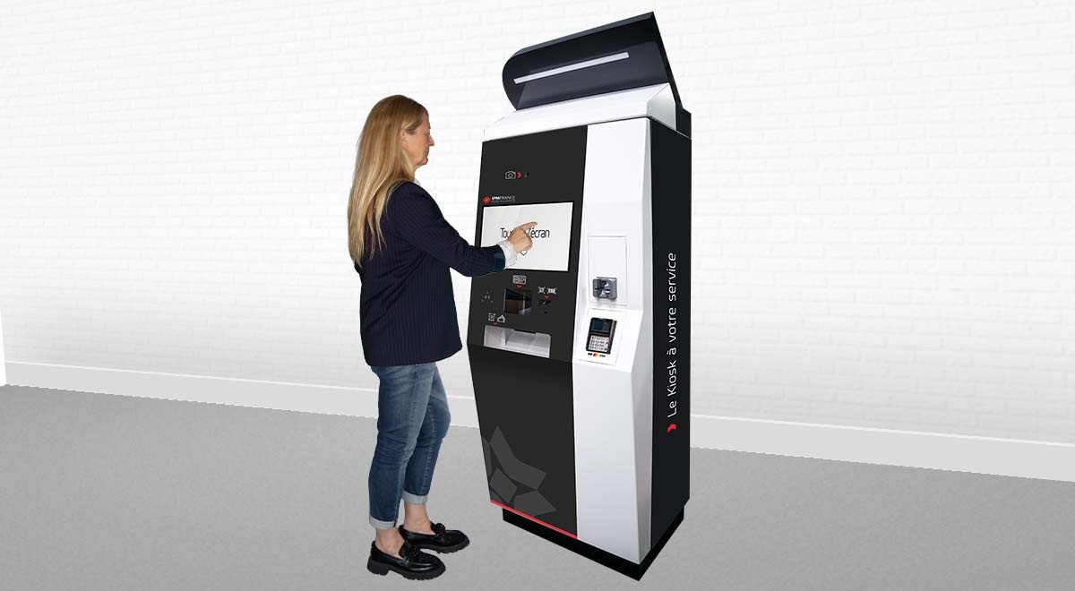 Borne-interactive-EK8000_IPM France_bornes tactiles