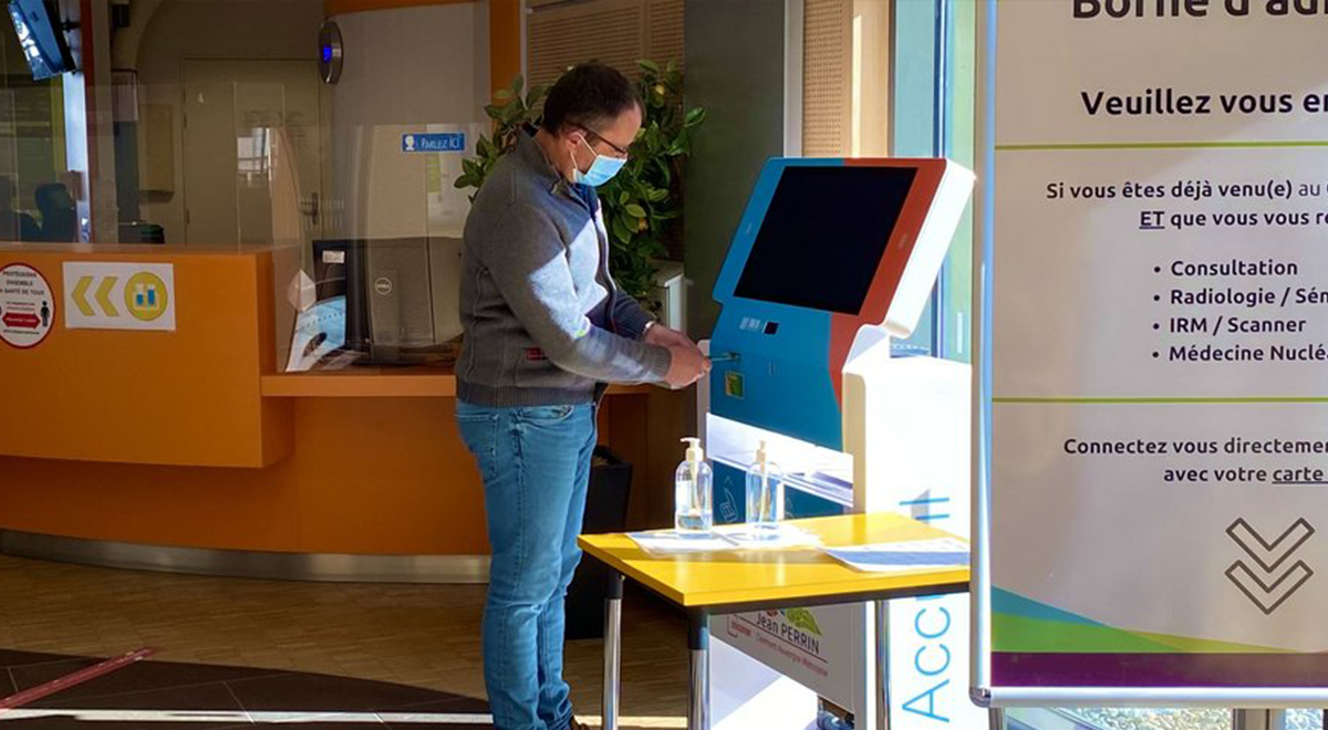 Borne interactive exolis hoppen-admission patient-IPM France