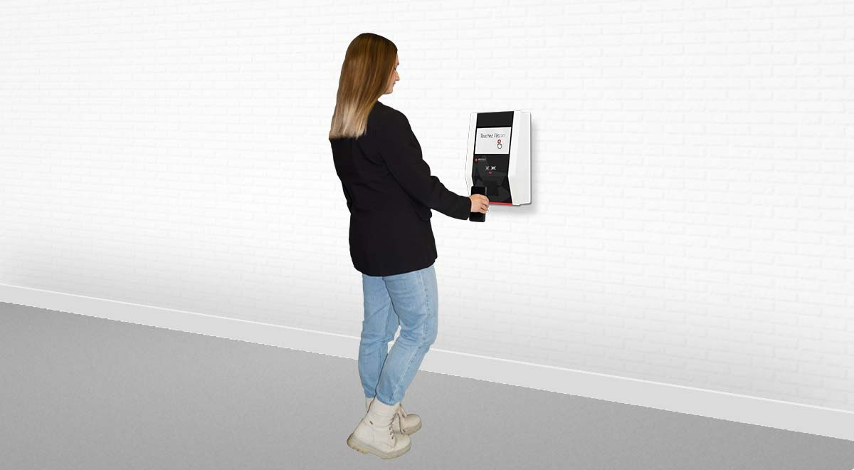 Borne tactile pointage & identification EK 1000 - IPM France