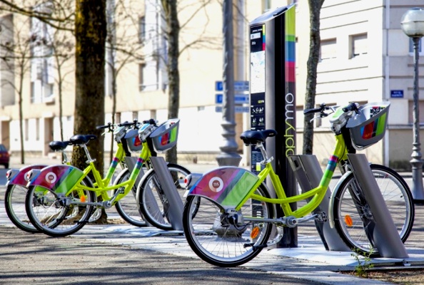 Bicicletas de autoservicio SMOOVE IPM terminales digitales